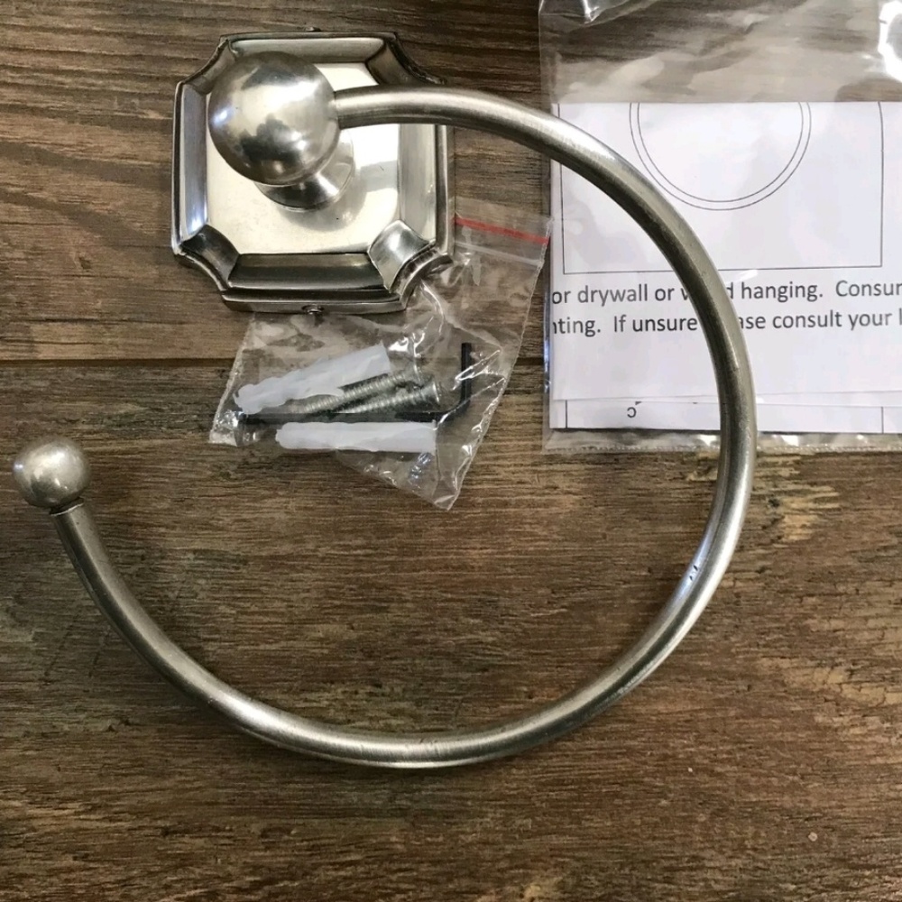 Final Markdow💥Anthropologie Trudy Bath Towel Ring - Picture 3 of 3